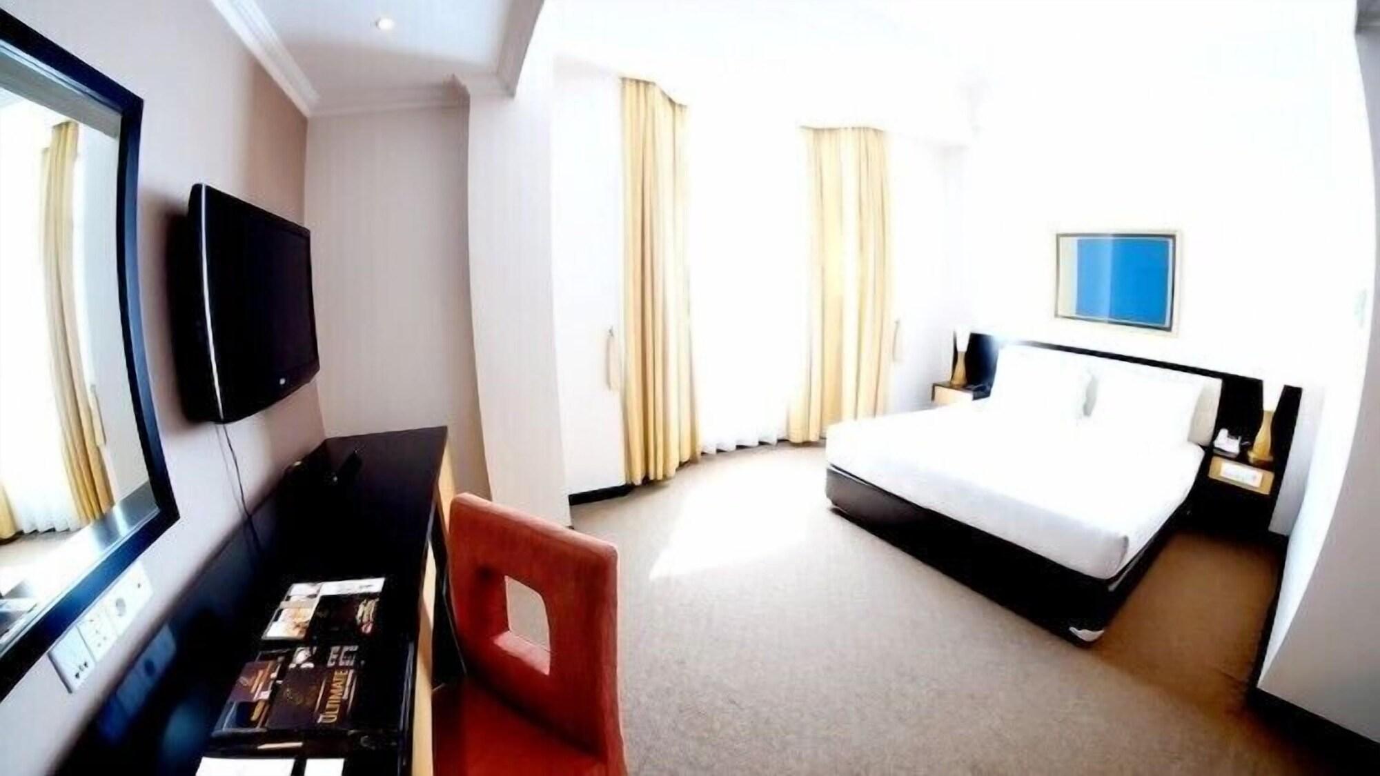Grand Jatra Hotel Pekanbaru Zewnętrze zdjęcie