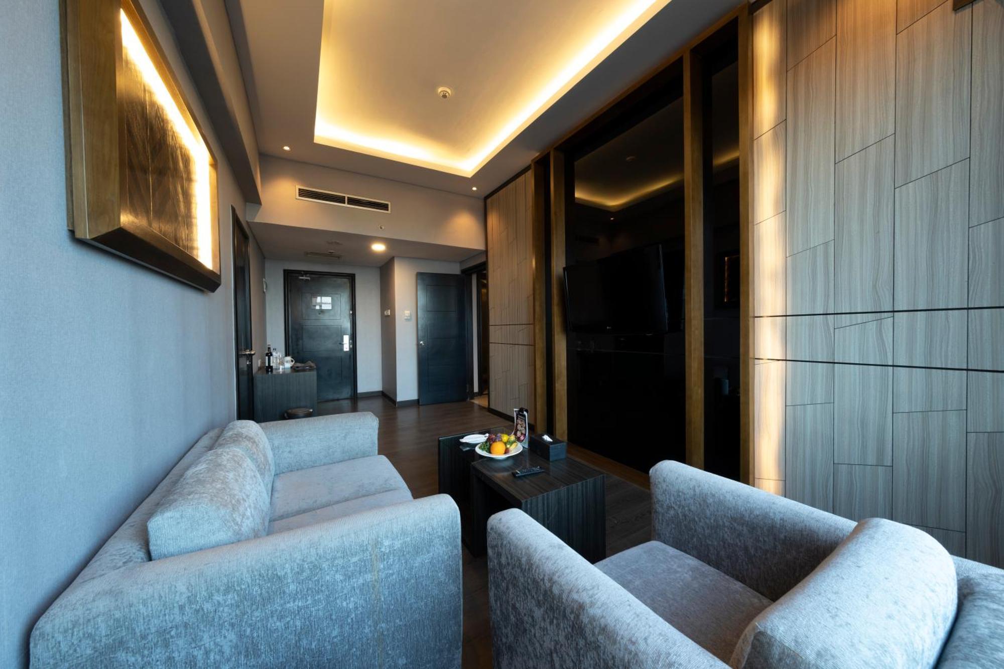 Grand Jatra Hotel Pekanbaru Zewnętrze zdjęcie