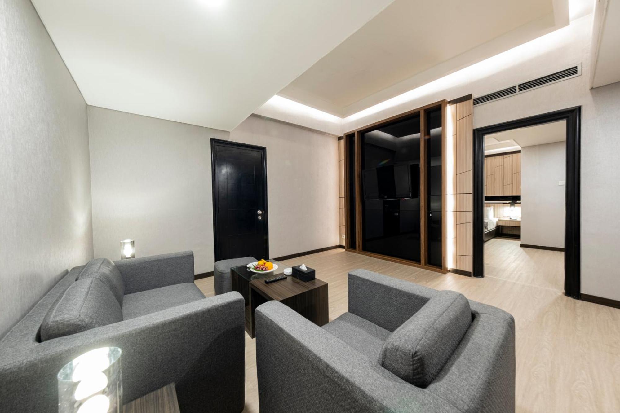 Grand Jatra Hotel Pekanbaru Zewnętrze zdjęcie