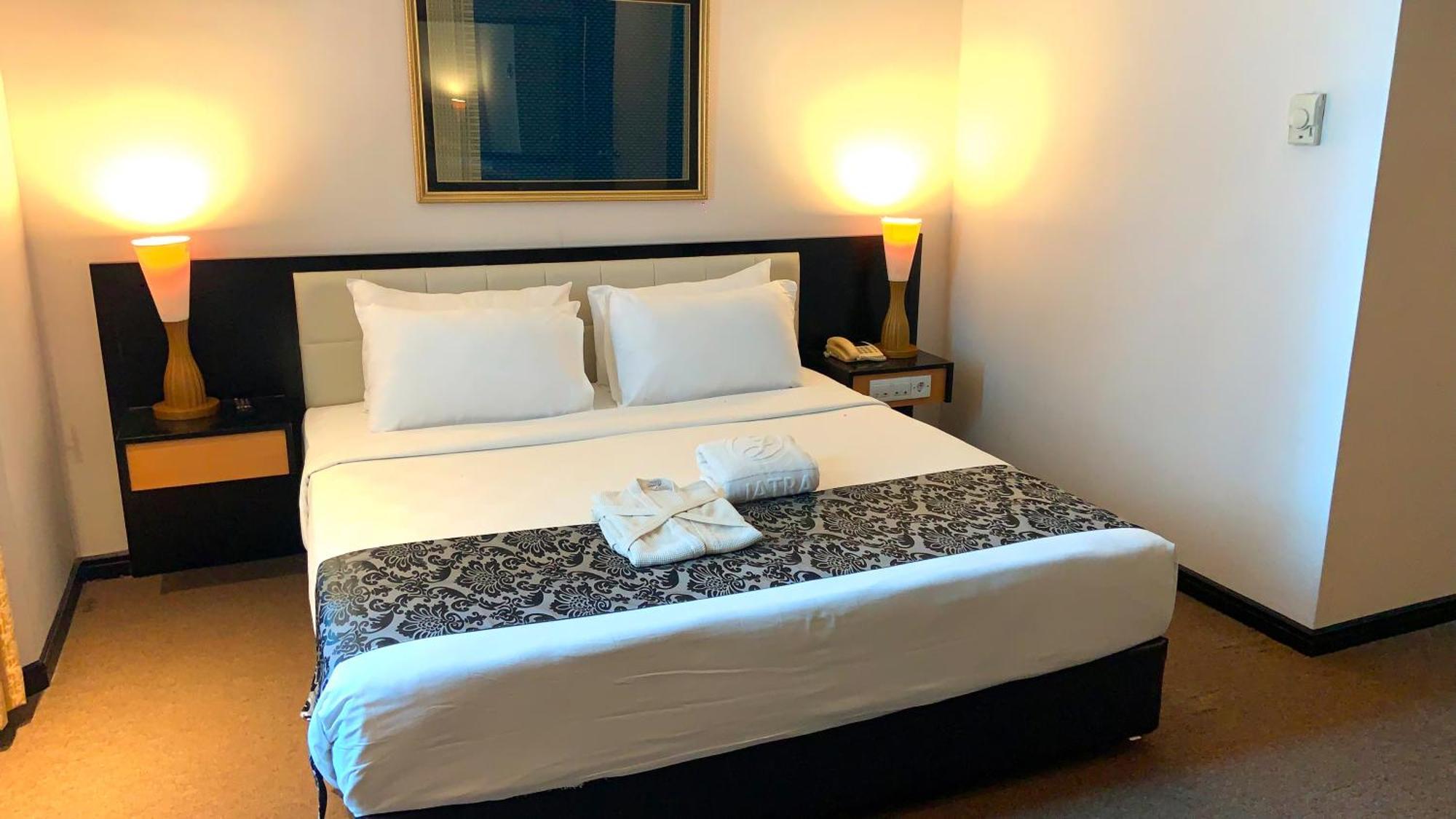 Grand Jatra Hotel Pekanbaru Zewnętrze zdjęcie